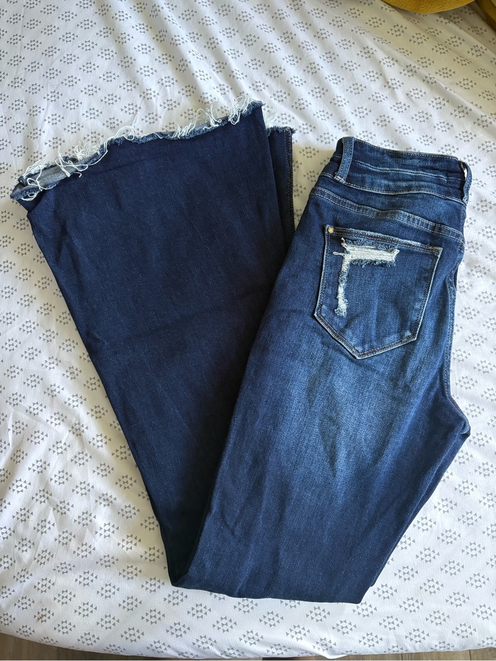 Women’s Dark Blue Flare Jeans with Distressed Pocket